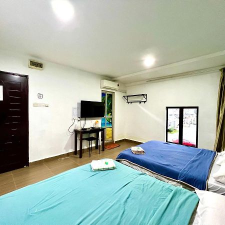 Homestay 55 Τζόχορ Μπάχρου Εξωτερικό φωτογραφία