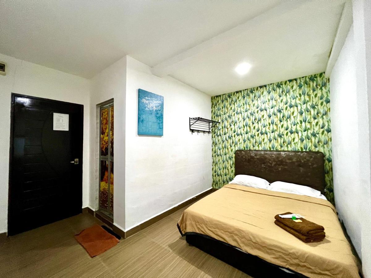 Homestay 55 Τζόχορ Μπάχρου Εξωτερικό φωτογραφία