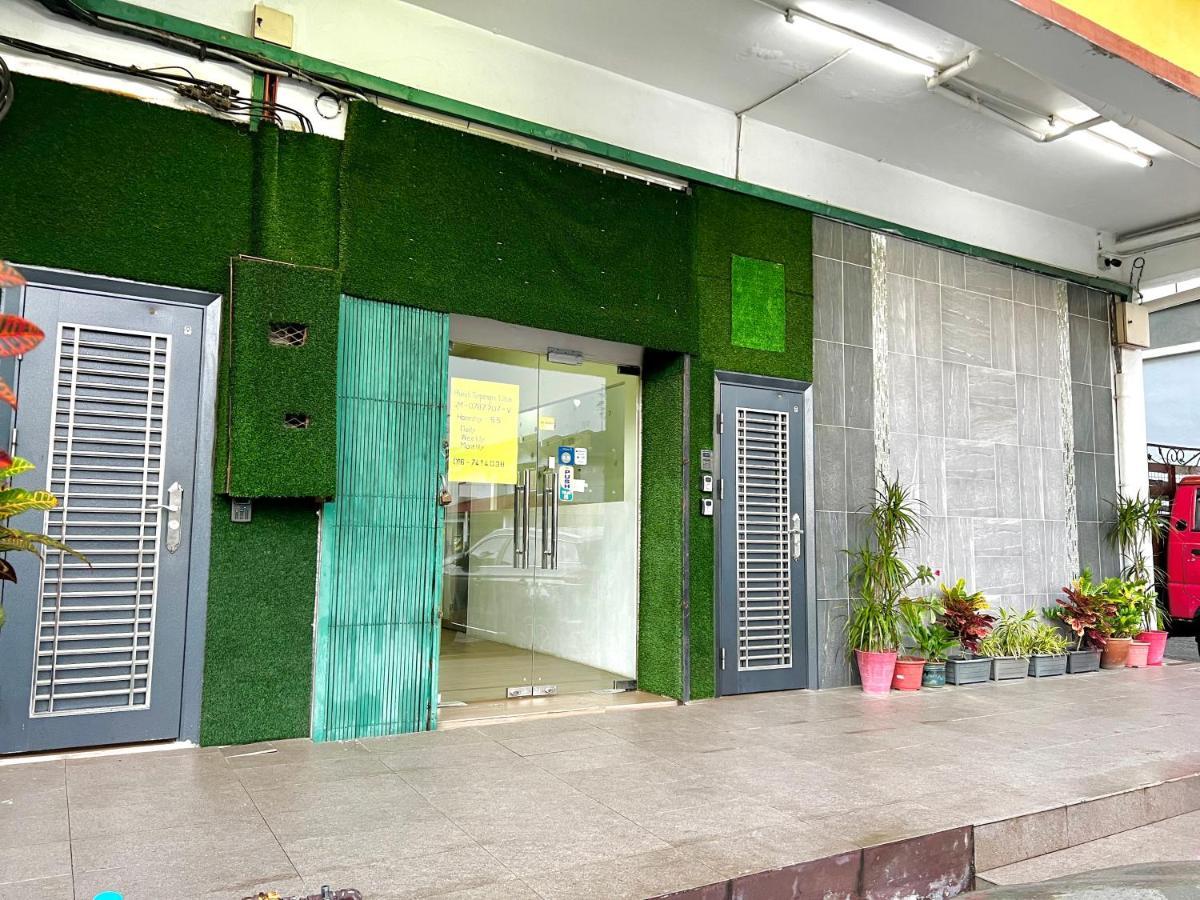 Homestay 55 Τζόχορ Μπάχρου Εξωτερικό φωτογραφία