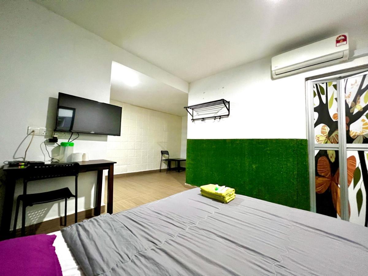 Homestay 55 Τζόχορ Μπάχρου Εξωτερικό φωτογραφία